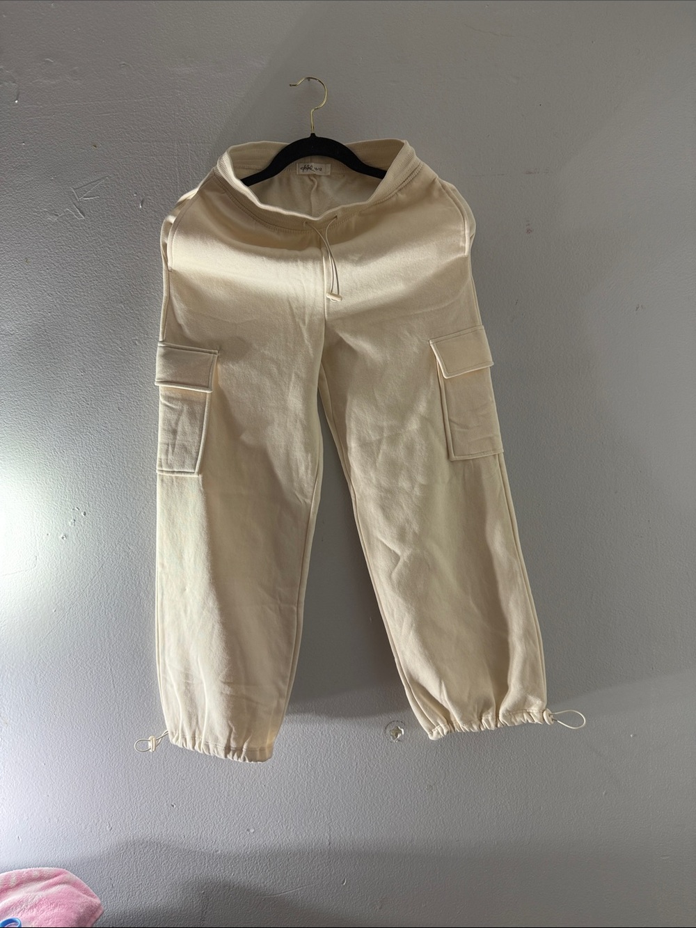 Castro Cream Cargo Jogger Pants for kids size 10/12